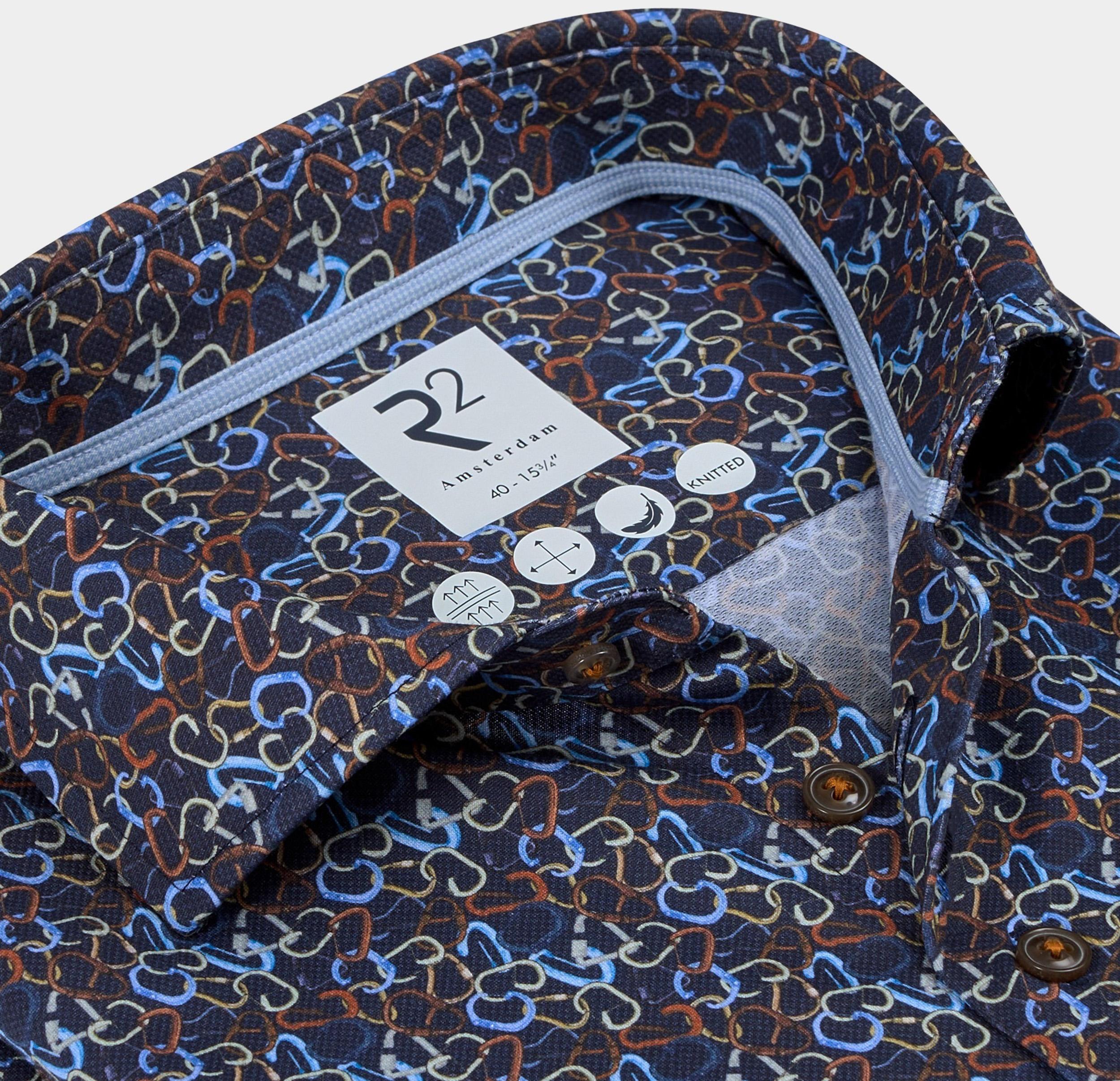 R2 Amsterdam Overhemd extra lange mouw Blauw Carabiner print on knitted 130.WSP.XLS.002/010