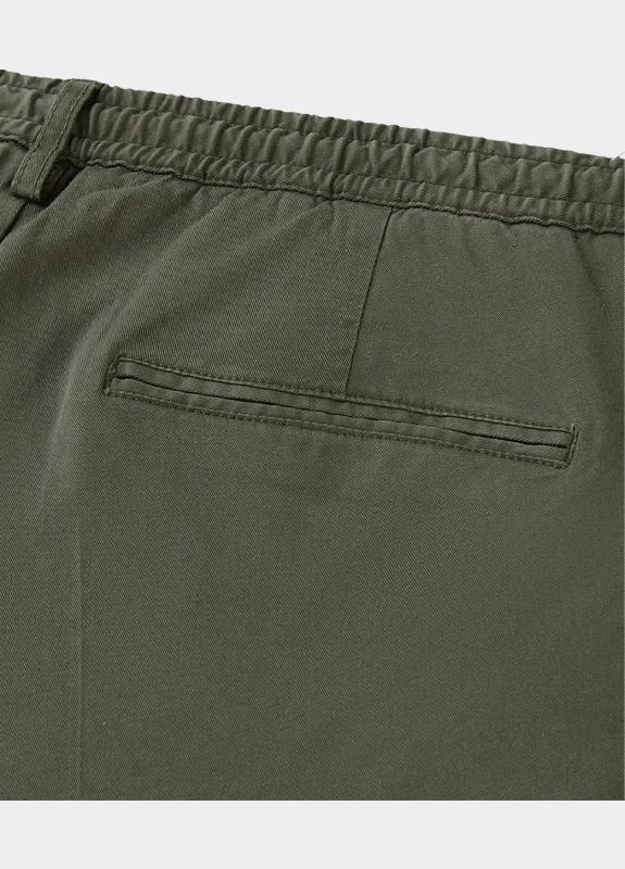 Profuomo Chino Groen  PP2Q00001/A