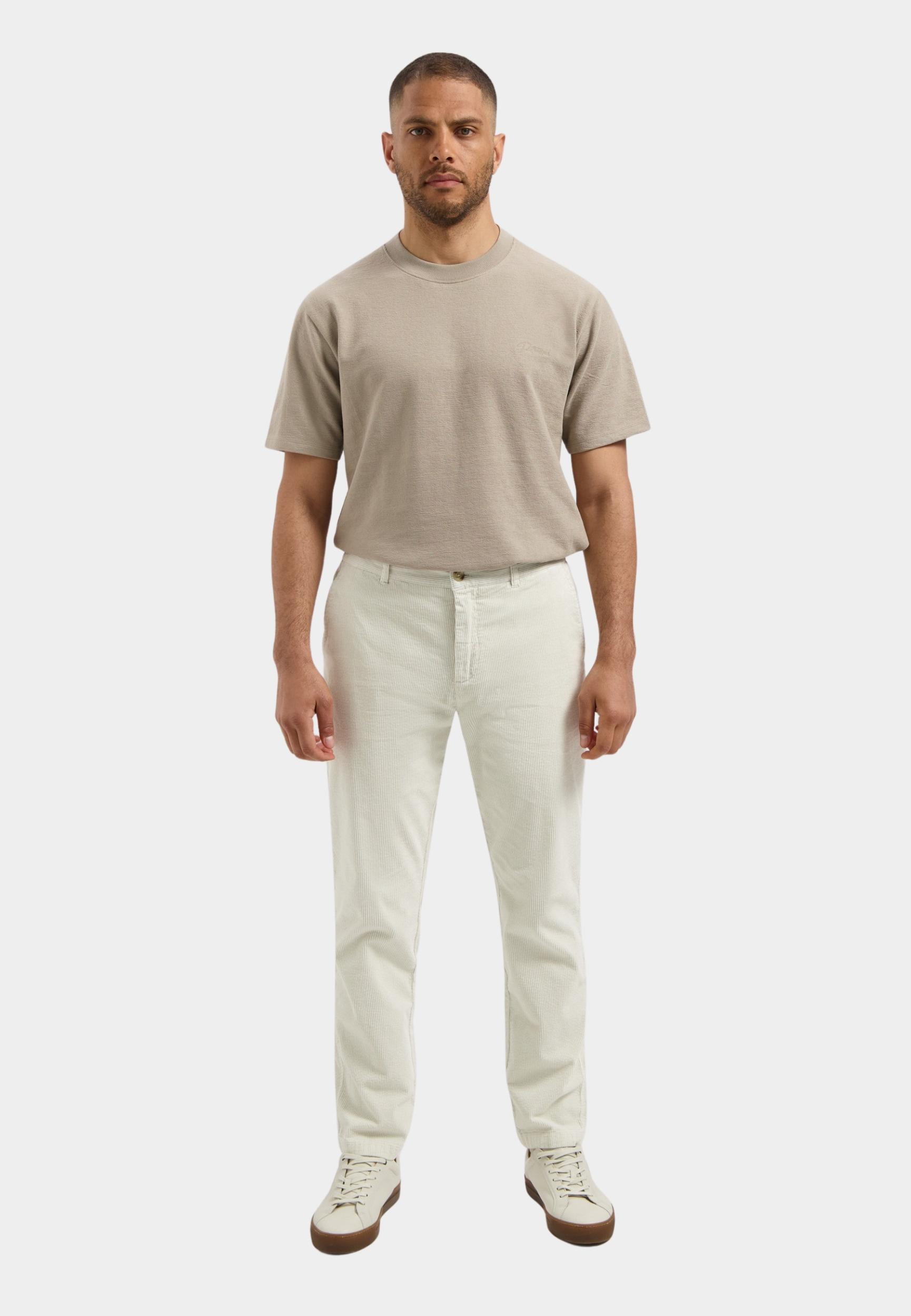 Dstrezzed Ribbroek Wit DS_Logan Lt. Wide Rib Chino 501956/107