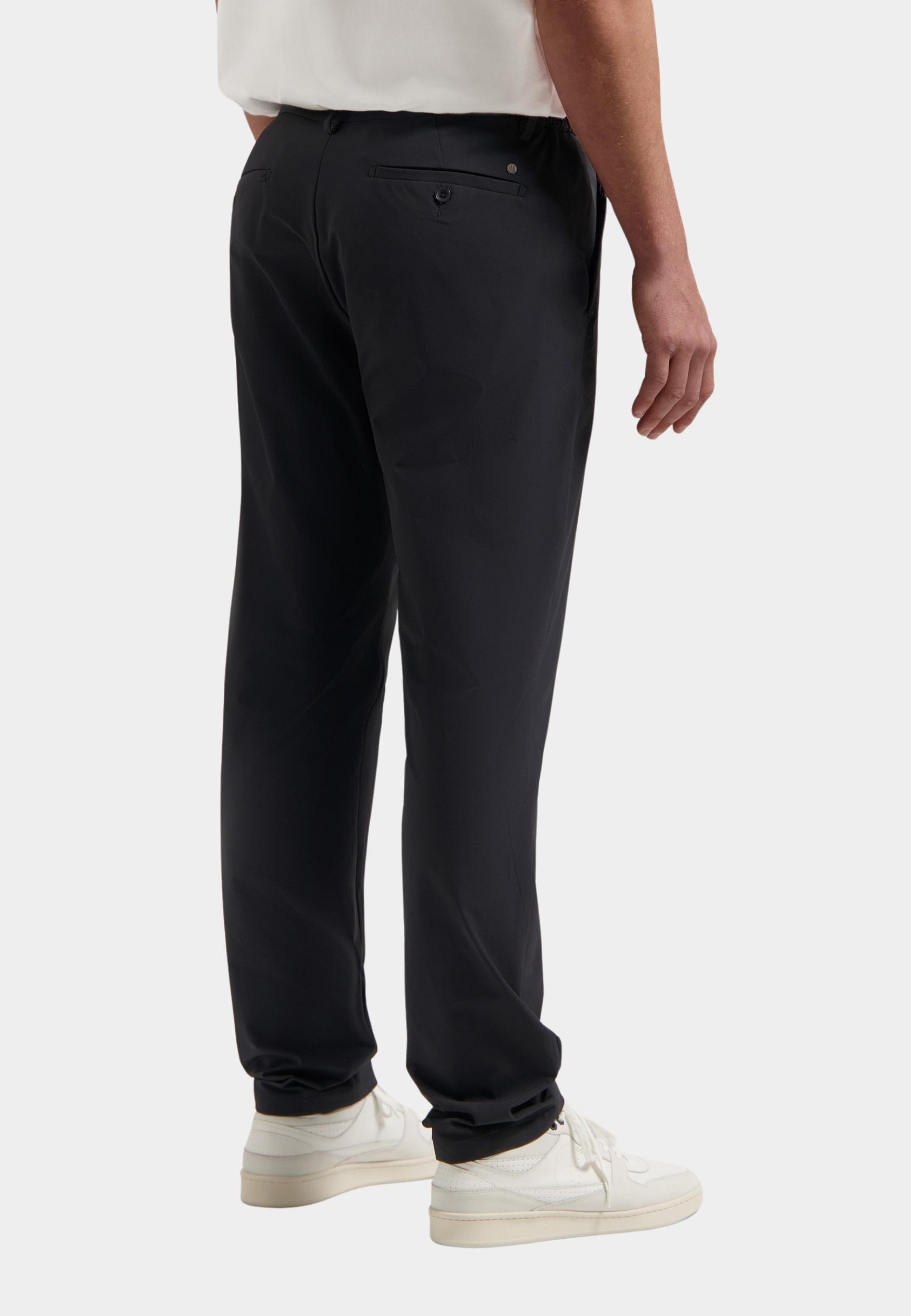 Dstrezzed Chino Zwart Logan Tech Chino 501906/999