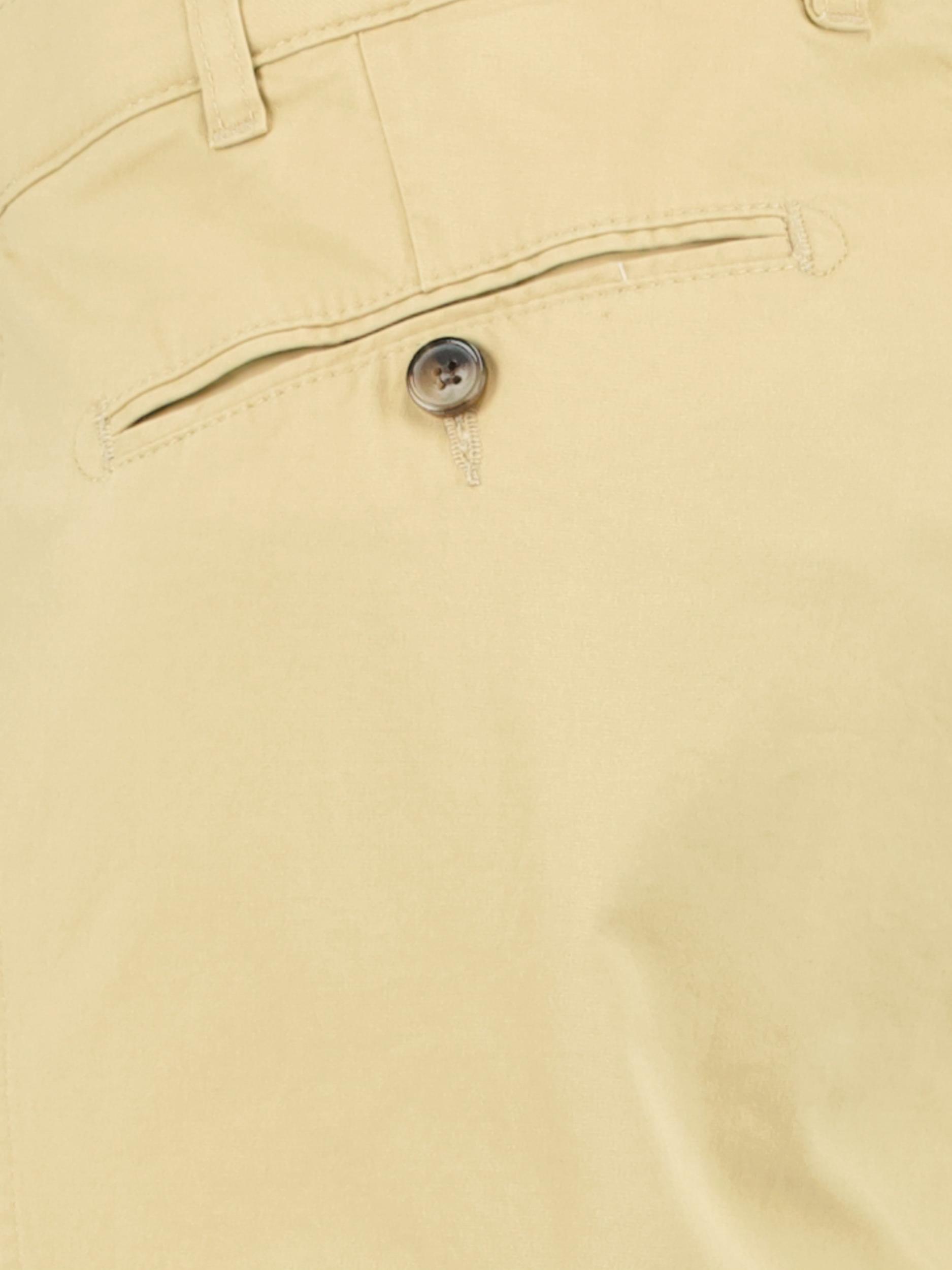F043 Chino Geel  1.25.008/220