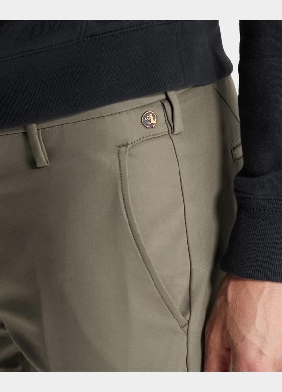 Cast Iron Chino Groen CYLAS CHINO MEGDA POWER CTR2602606/6414