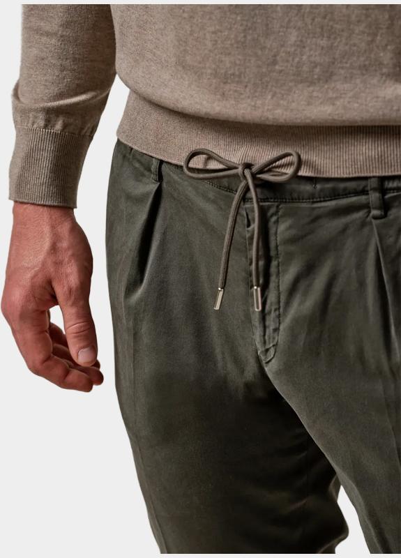 Profuomo Chino Groen  PP2Q00001/A